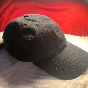 BRAND NEW UGG Black Baseball Cap / Hat OS